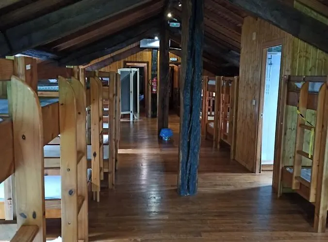 Bergando Hostal Negreira